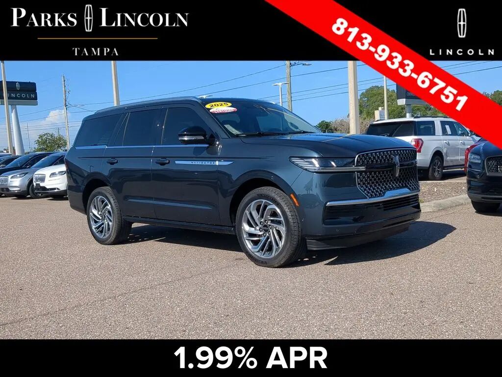 2025 Lincoln Navigator Reserve — photo 1 of 13