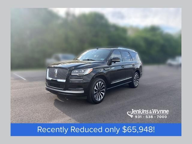 2023 Lincoln Navigator Reserve — photo 1 of 15