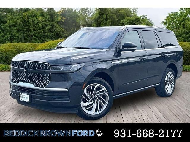 2025 Lincoln Navigator Reserve — photo 1 of 13
