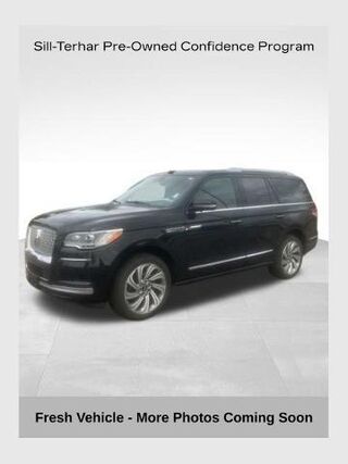 2023 Lincoln Navigator Reserve — photo 1 of 22