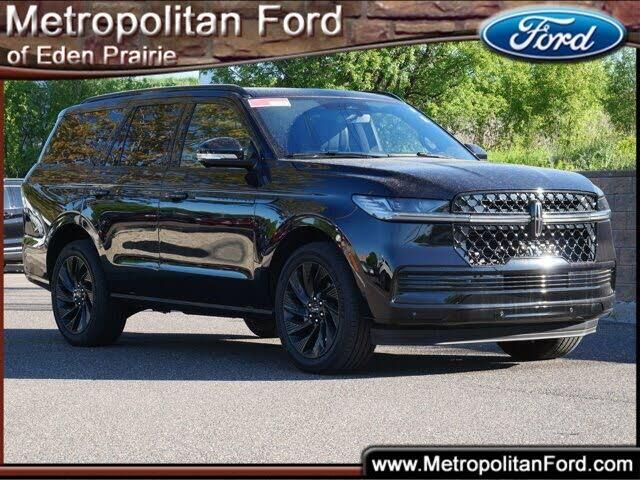 2025 Lincoln Navigator Reserve — photo 1 of 1