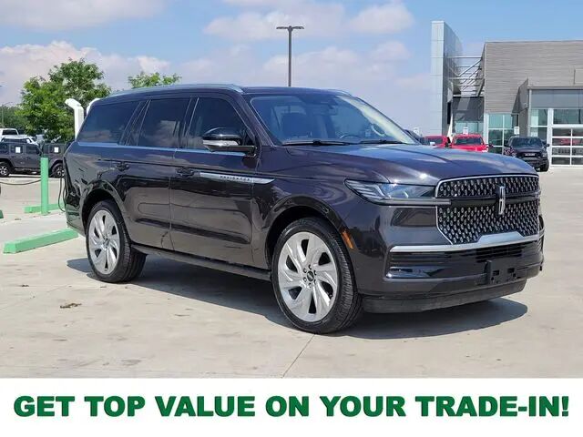 2025 Lincoln Navigator Reserve — photo 1 of 6