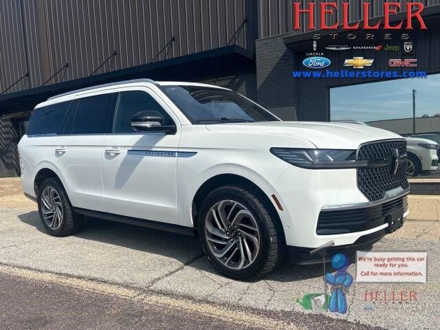 2025 Lincoln Navigator Reserve — photo 1 of 2