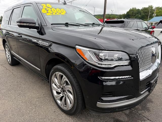 2024 Lincoln Navigator Reserve — photo 1 of 13