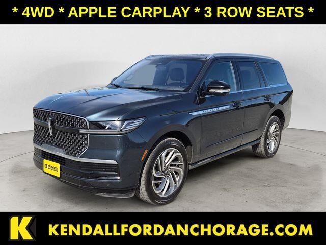2025 Lincoln Navigator Reserve — photo 1 of 13