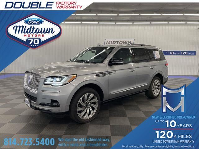 2023 Lincoln Navigator Reserve — photo 1 of 13