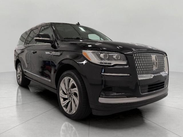 2023 Lincoln Navigator Reserve — photo 1 of 31
