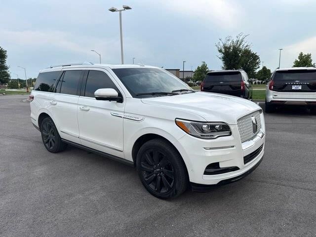 2024 Lincoln Navigator Reserve — photo 1 of 22