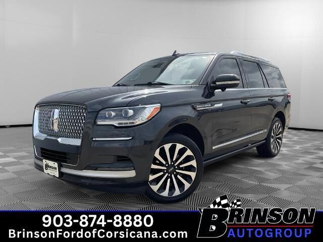 2024 Lincoln Navigator Reserve — photo 1 of 13