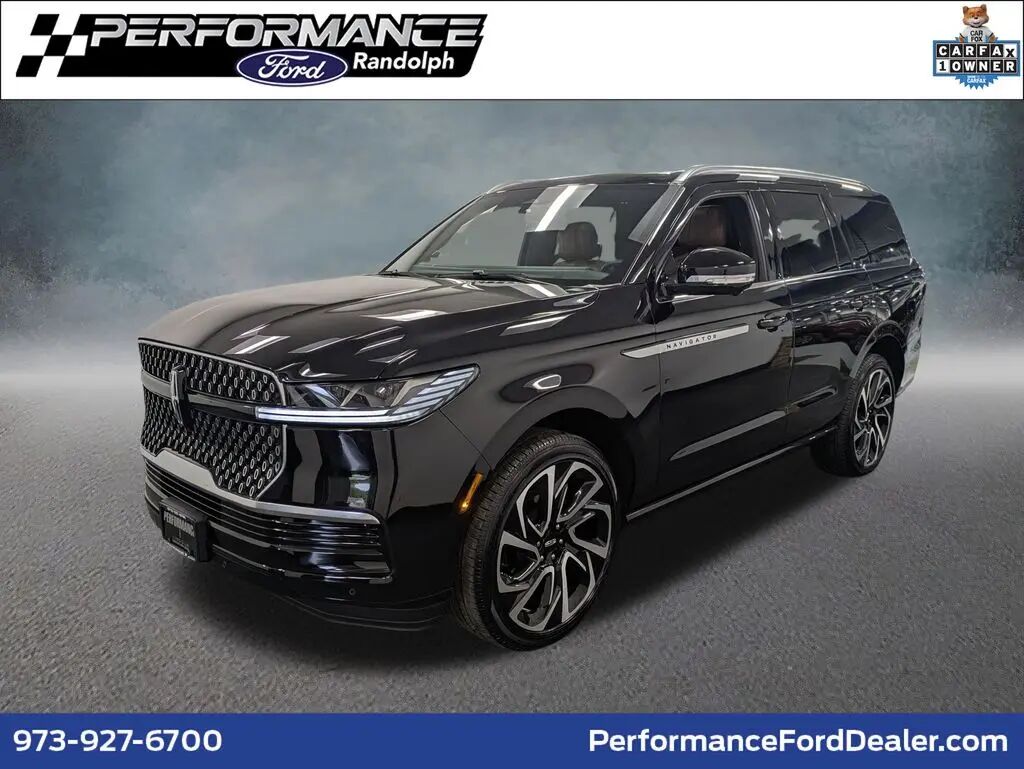 2026 Lincoln Navigator Reserve — photo 1 of 12