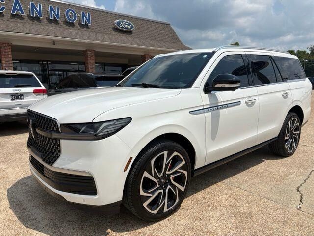 2026 Lincoln Navigator Reserve