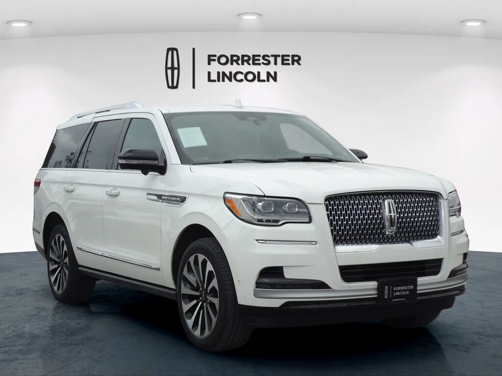 2023 Lincoln Navigator Reserve — photo 1 of 14