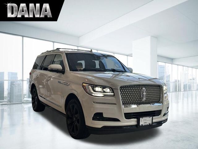 2024 Lincoln Navigator Reserve — photo 1 of 13