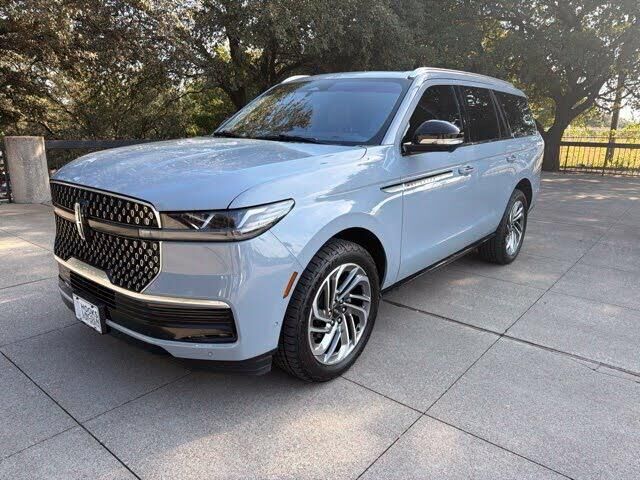 2025 Lincoln Navigator Reserve