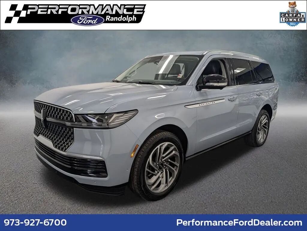 2025 Lincoln Navigator Reserve — photo 1 of 13