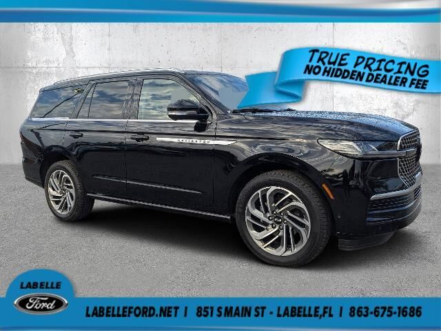 2025 Lincoln Navigator Reserve — photo 1 of 42