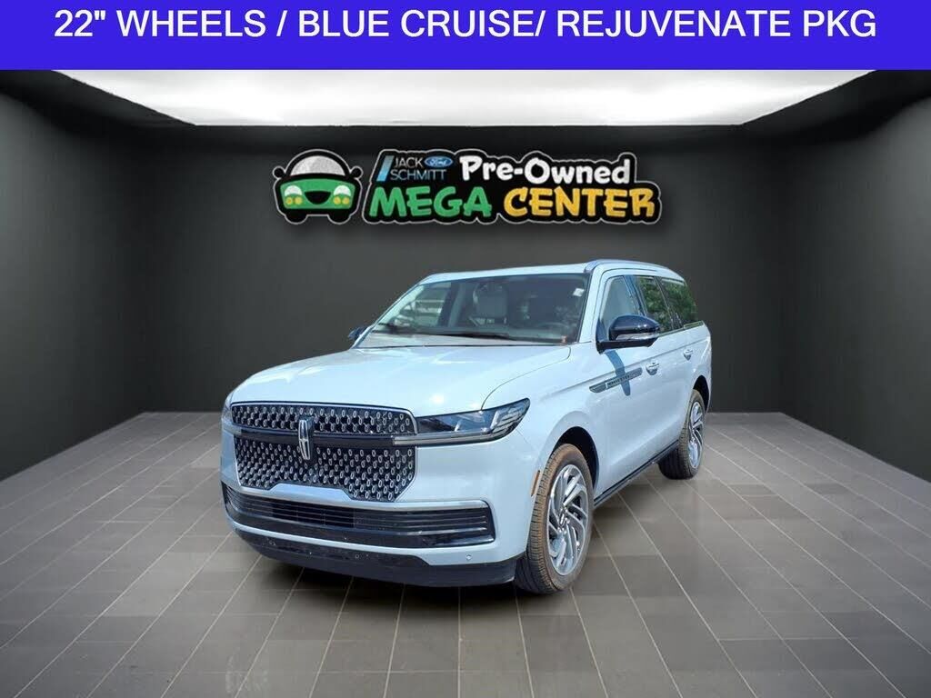 2026 Lincoln Navigator Reserve — photo 1 of 1