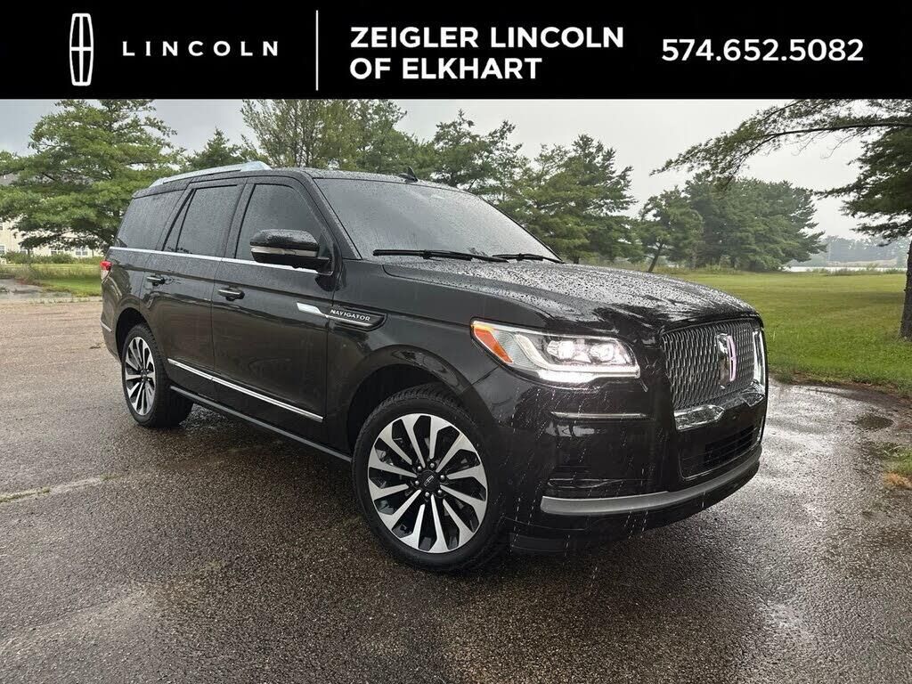 2022 Lincoln Navigator Reserve — photo 1 of 1