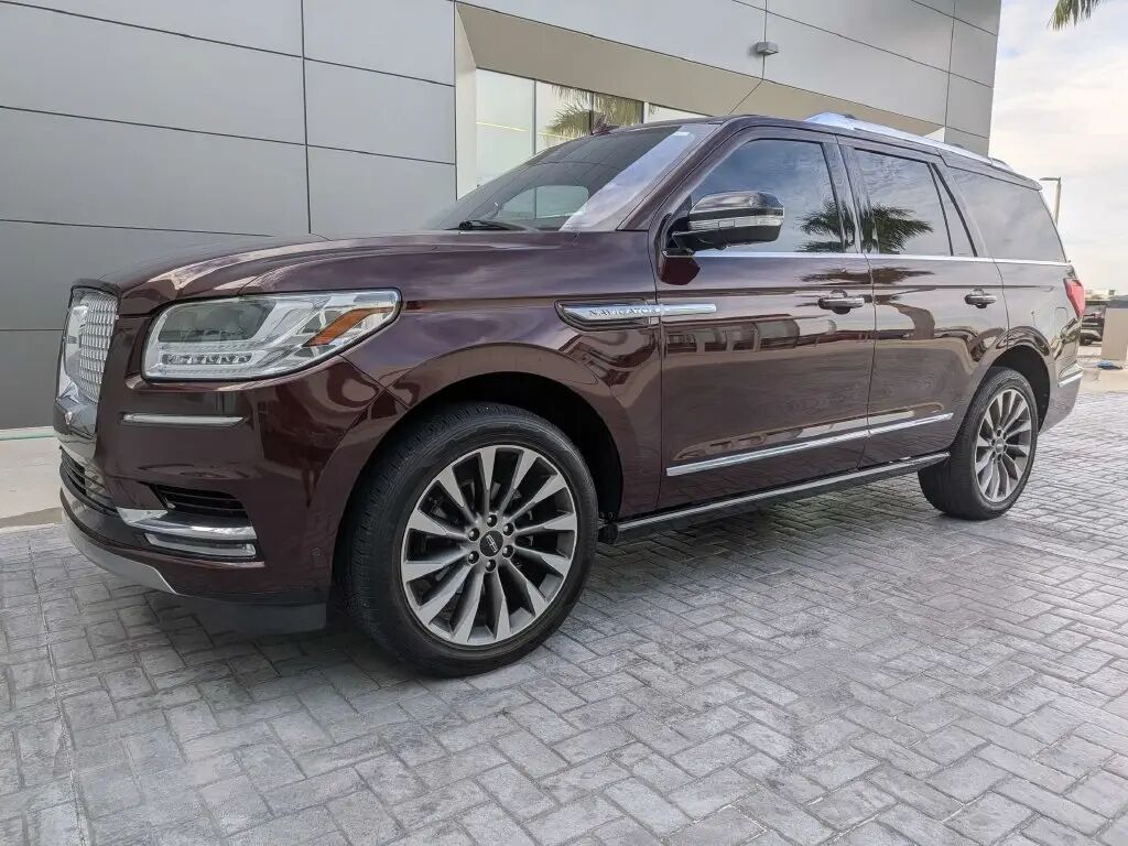 2020 Lincoln Navigator Reserve — photo 1 of 13