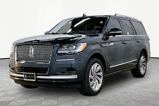 2022 Lincoln Navigator Reserve — photo 1 of 13
