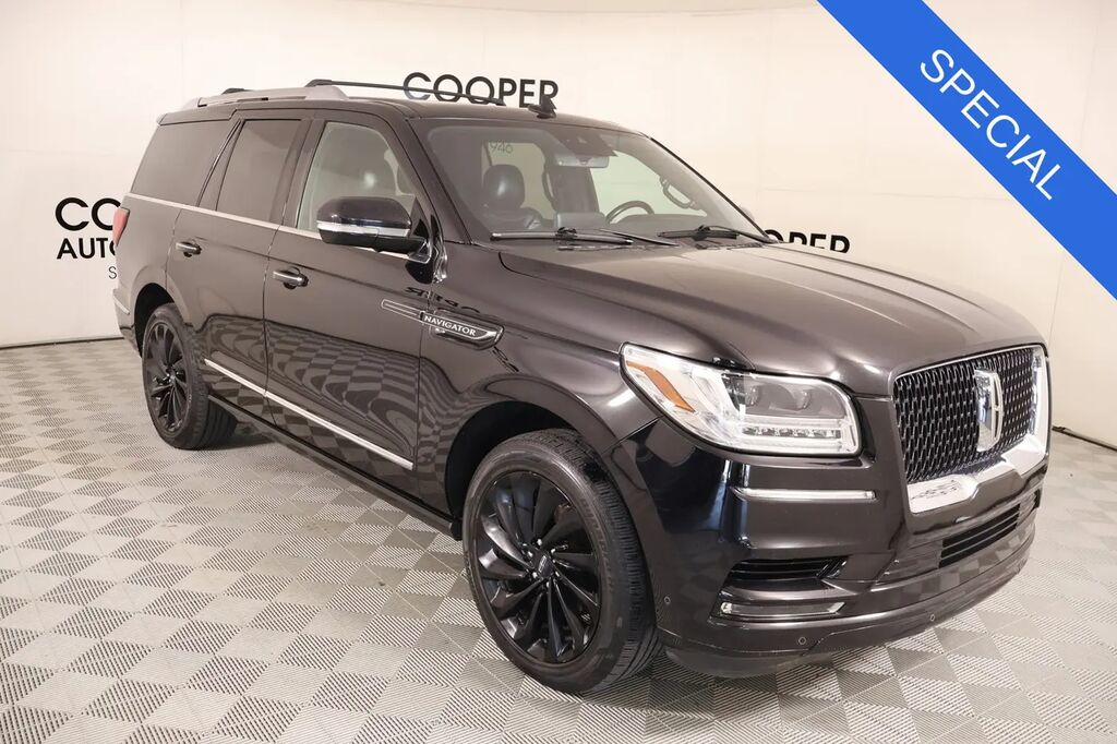 2020 Lincoln Navigator Reserve — photo 1 of 13