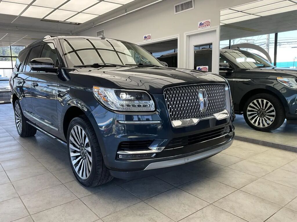 2021 Lincoln Navigator Reserve — photo 1 of 13
