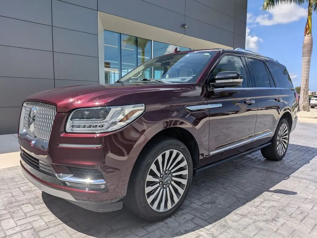 2021 Lincoln Navigator Reserve — photo 1 of 64