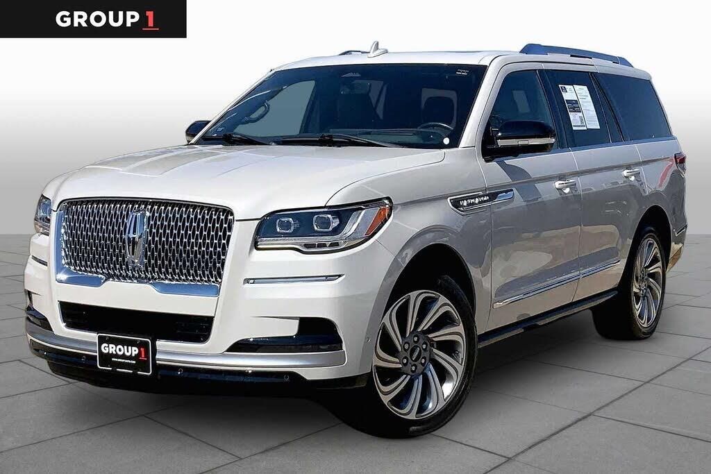 2022 Lincoln Navigator Reserve — photo 1 of 1