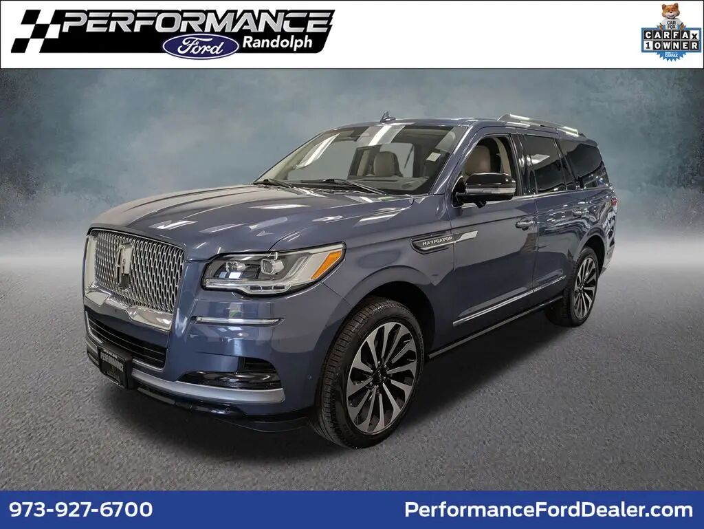 2022 Lincoln Navigator Reserve — photo 1 of 7
