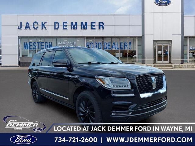 2021 Lincoln Navigator Reserve — photo 1 of 26