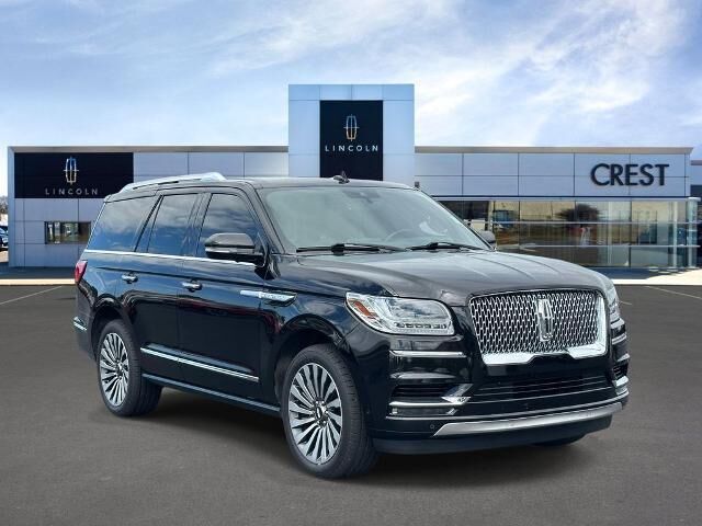 2019 Lincoln Navigator Reserve — photo 1 of 13