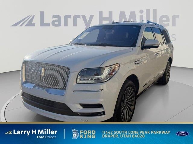 2020 Lincoln Navigator Reserve — photo 1 of 17