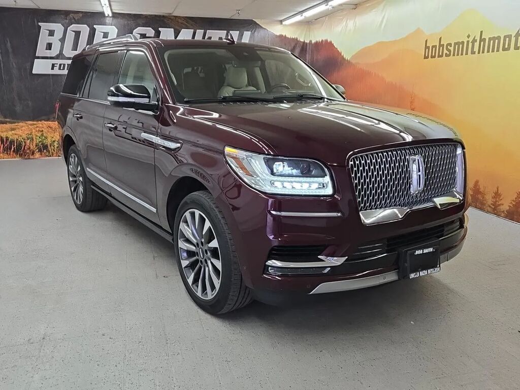 2021 Lincoln Navigator Reserve — photo 1 of 26