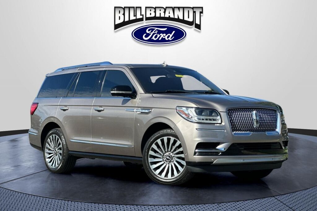 2018 Lincoln Navigator Reserve — photo 1 of 14
