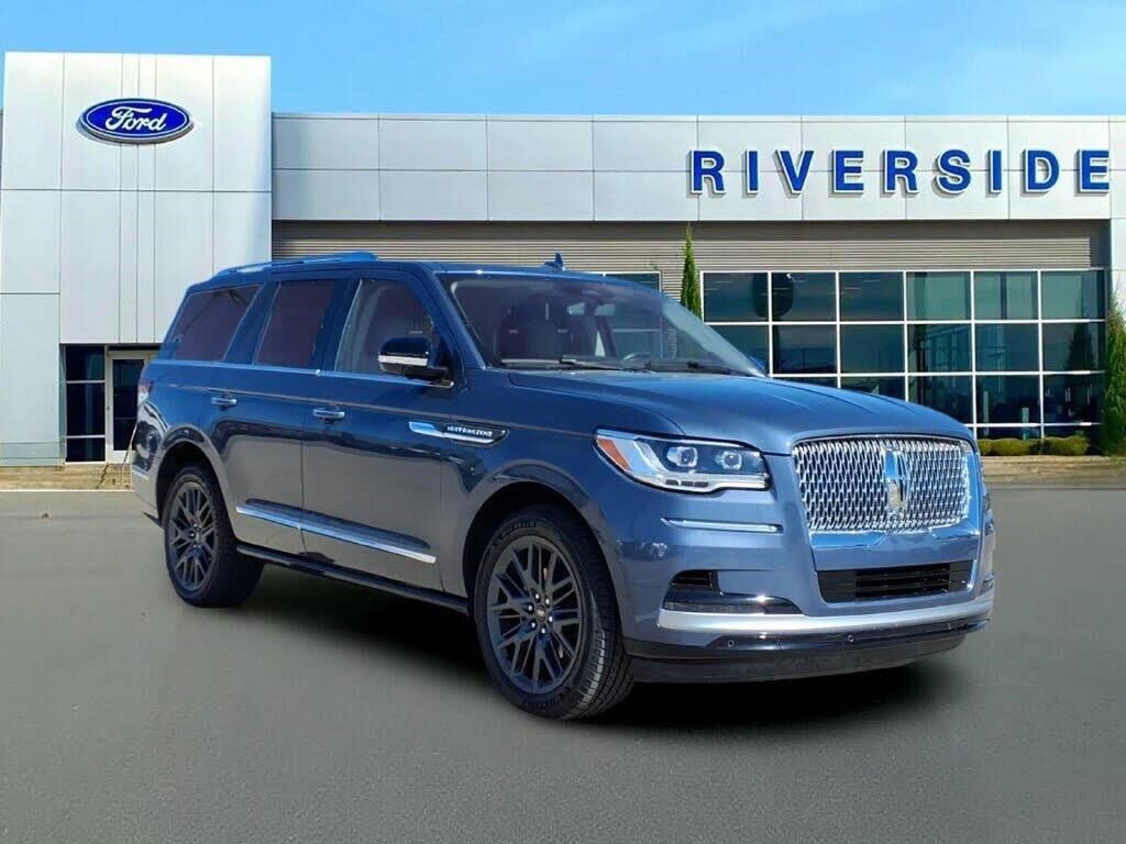 2022 Lincoln Navigator Reserve — photo 1 of 1