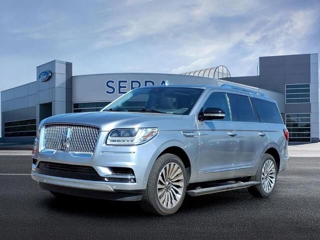 2021 Lincoln Navigator Reserve — photo 1 of 13