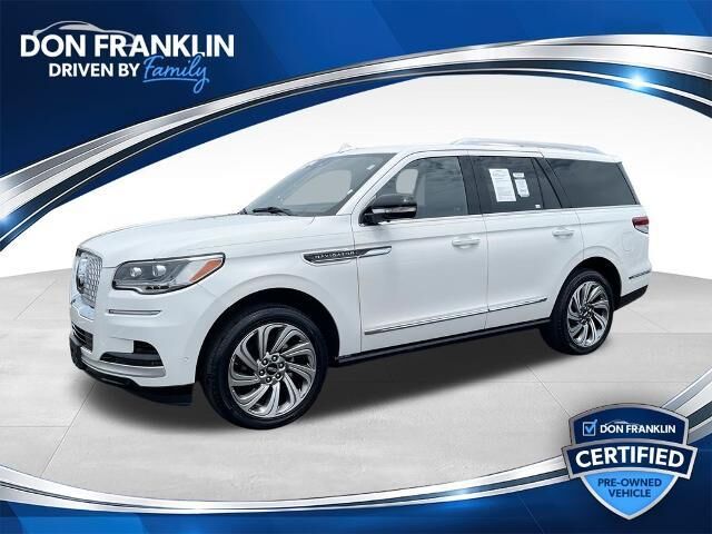 2022 Lincoln Navigator Reserve — photo 1 of 26
