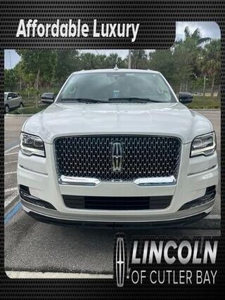 2024 Lincoln Navigator Premiere — photo 1 of 8