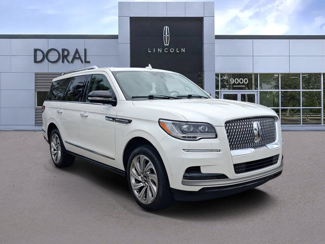 2024 Lincoln Navigator Premiere