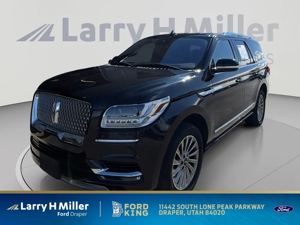 2020 Lincoln Navigator Standard — photo 1 of 13