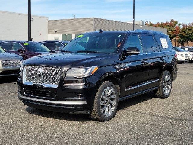 2022 Lincoln Navigator Standard