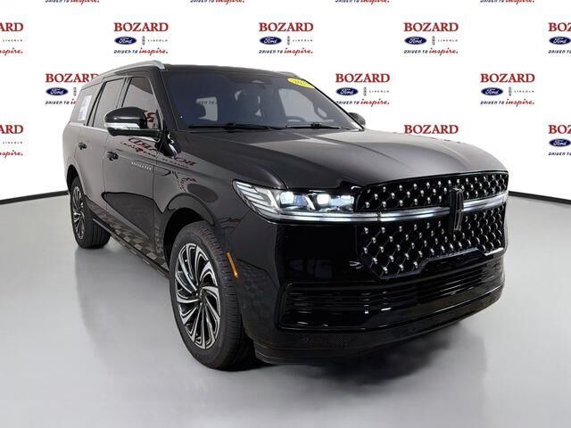 2025 Lincoln Navigator Black Label — photo 1 of 26