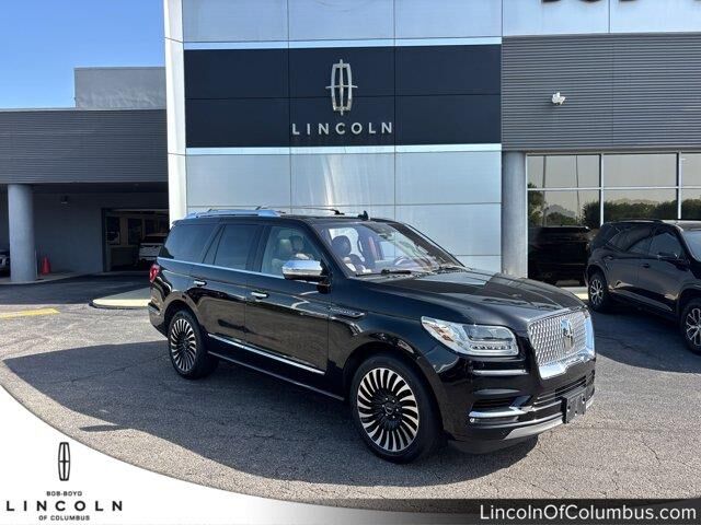 2018 Lincoln Navigator Black Label