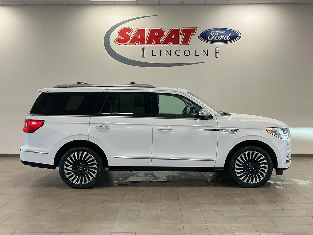 2020 Lincoln Navigator Black Label — photo 1 of 1