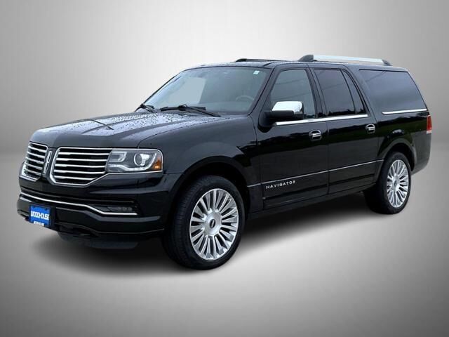 2015 Lincoln Navigator L Base