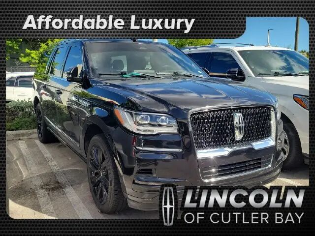2023 Lincoln Navigator L Reserve