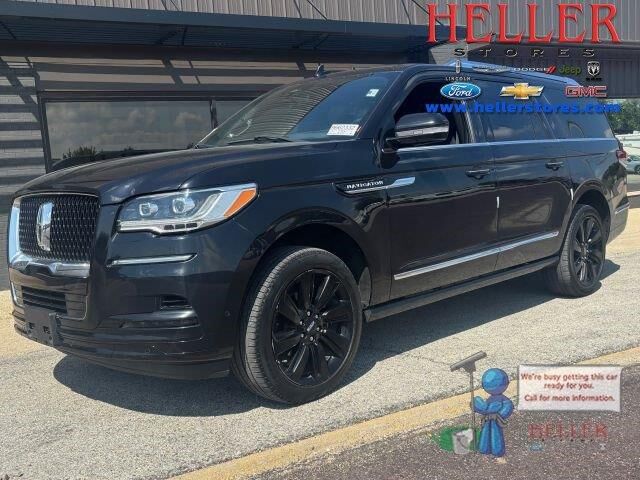 2022 Lincoln Navigator L Reserve — photo 1 of 2