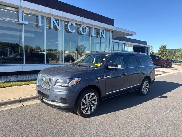 2023 Lincoln Navigator L Reserve
