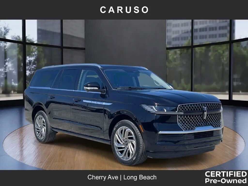 2025 Lincoln Navigator L Reserve — photo 1 of 13