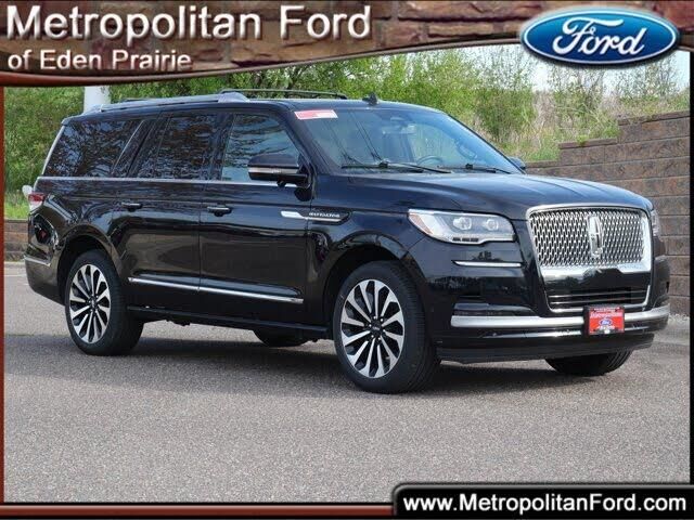 2023 Lincoln Navigator L Reserve — photo 1 of 1